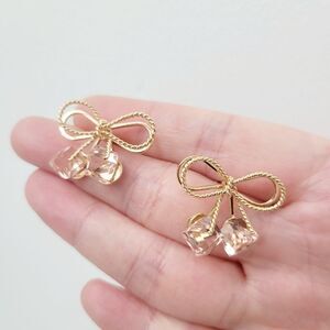 2/$20 Brand New Top Fashion Gold Tone Ribbon Bows Earrings